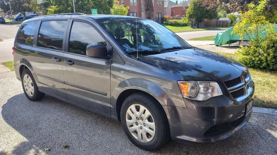 Dodge Grand Caravan 2017 photo 4