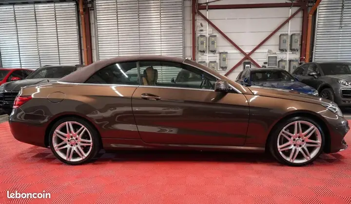 Mercedes-Benz E-Class 2014 photo 4