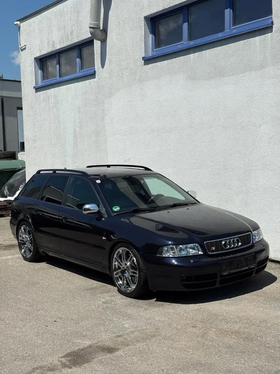 Audi A4 1998 photo 2