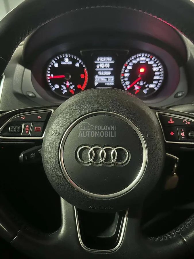 Audi Q3 2018 photo 5