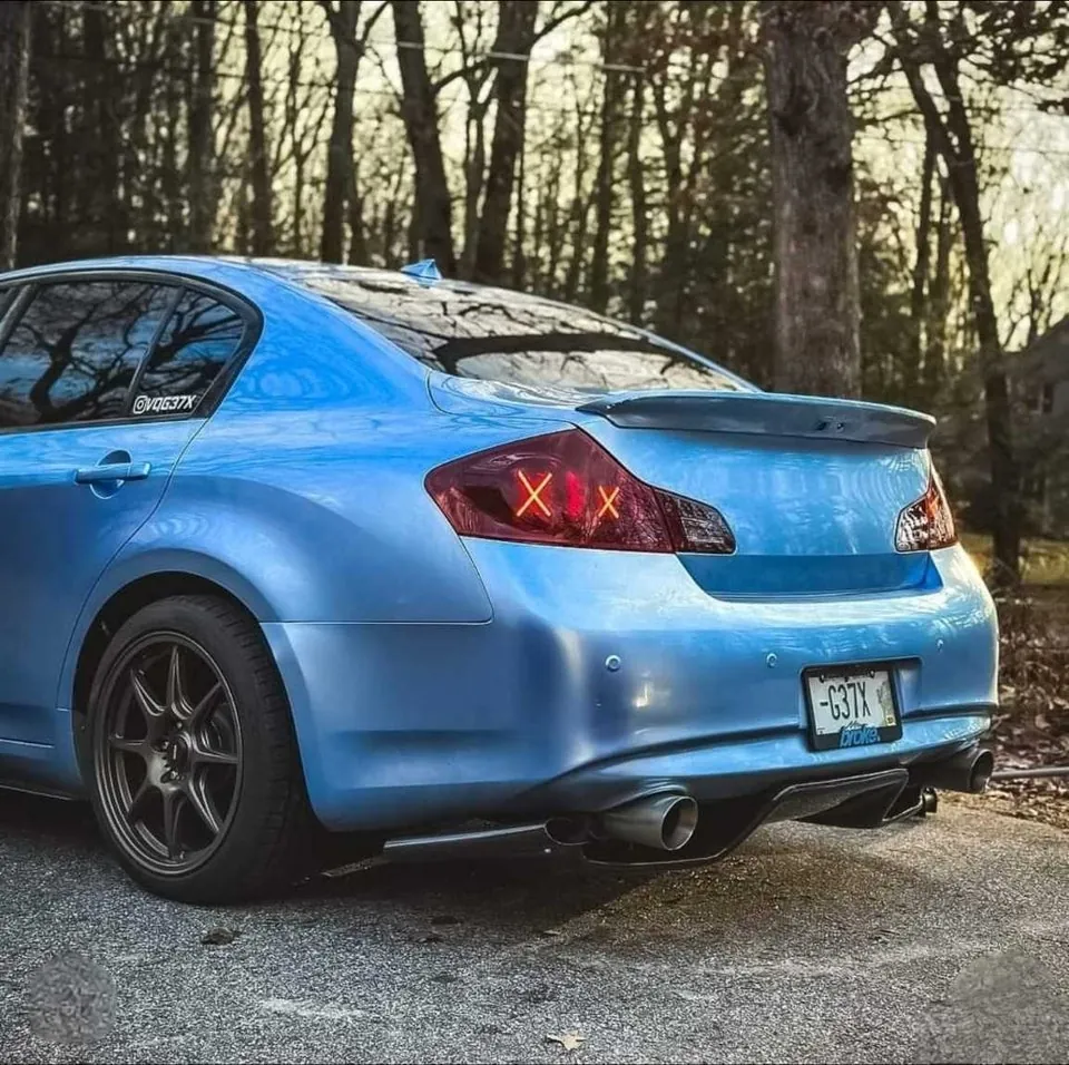 Infiniti G35 2005 photo 2
