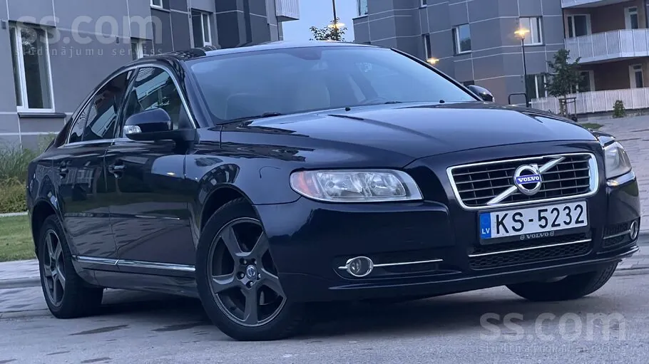 Volvo S80 2010 photo 2