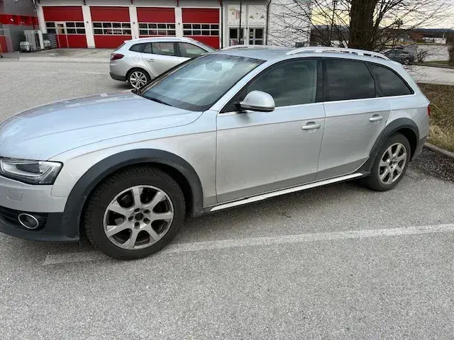 Audi A4 Allroad 2013 photo 3