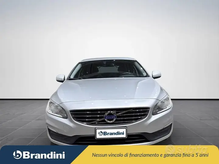 Volvo V60 2015 photo 3