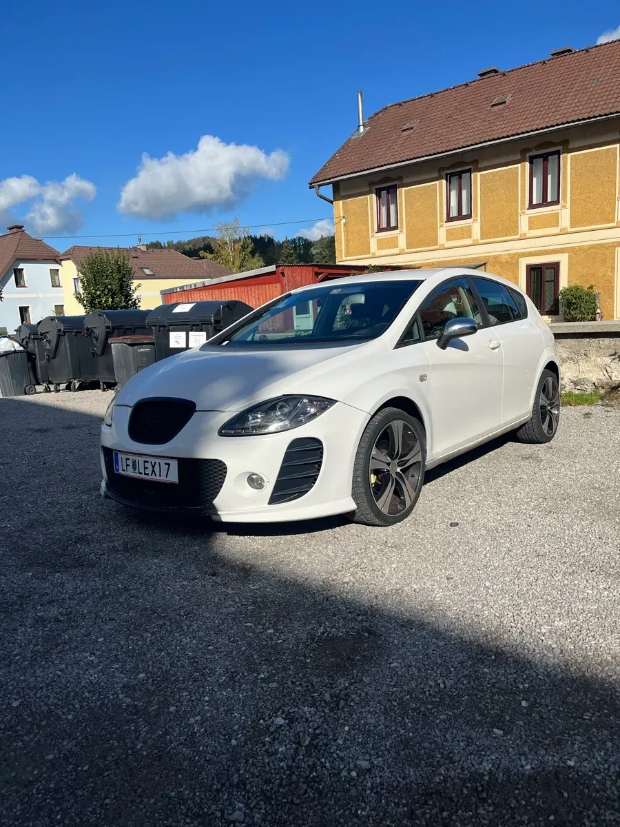 Seat Leon 2007 photo 3