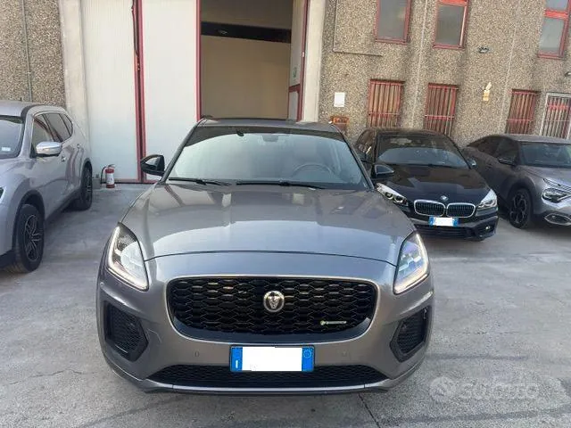 Jaguar E-Pace 2022 photo 4