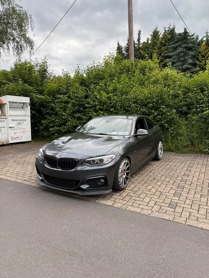 BMW 228I