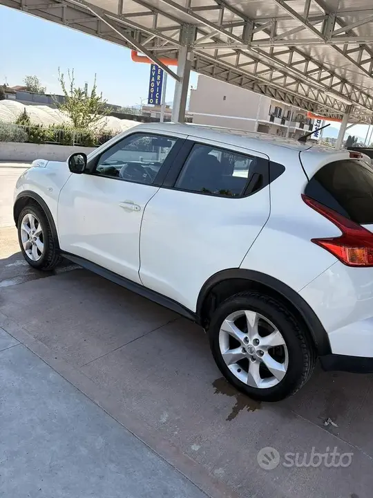 Nissan Juke 2011 photo 3