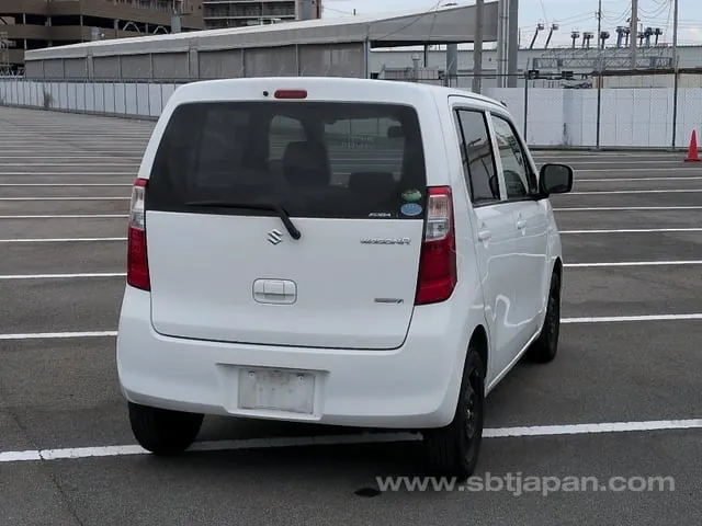 Suzuki Wagon R 2012 photo 4
