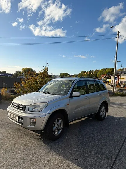 Toyota Rav4 2002 photo 2