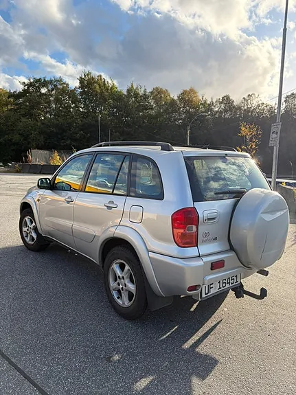 Toyota Rav4 2002 photo 3