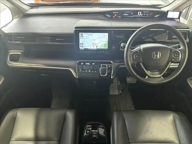 Honda Stepwgn 2018 photo 3