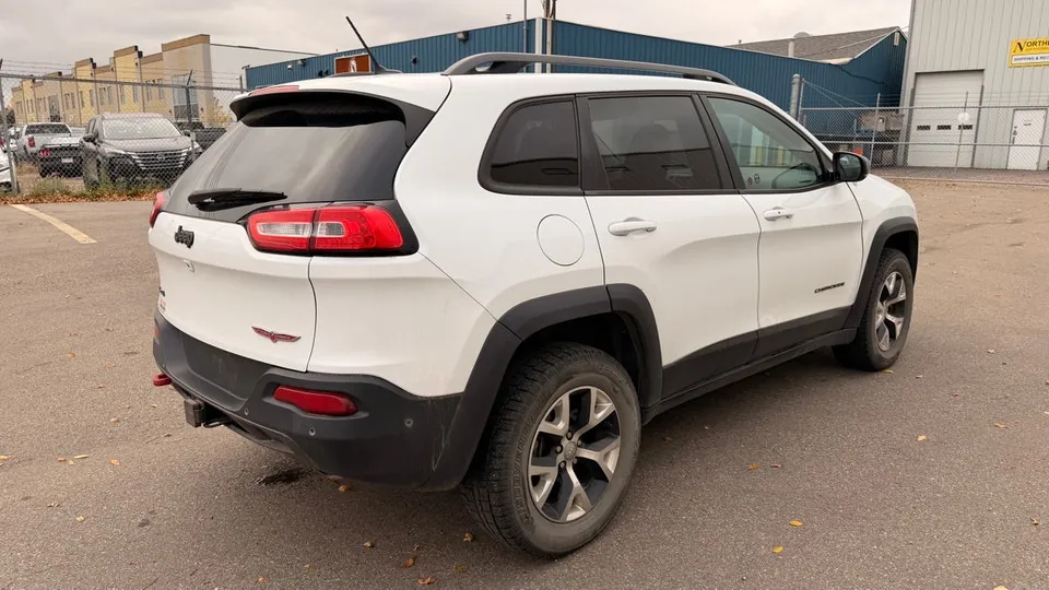 Jeep Cherokee 2014 photo 4