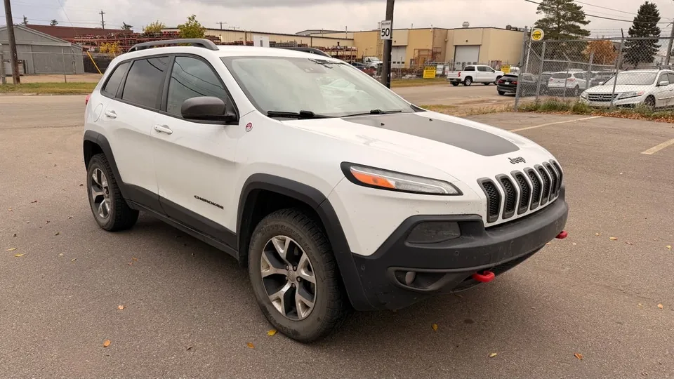 Jeep Cherokee 2014 photo 3