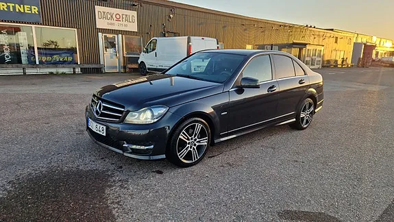 Mercedes-Benz C220