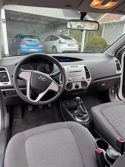 Hyundai I20 2011 photo 3