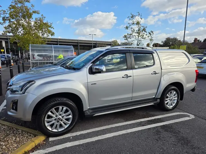Isuzu D-Max 2020 photo 4