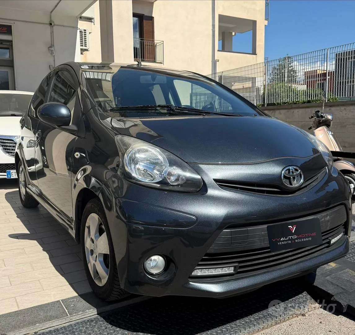 Toyota Aygo 2012 photo 3