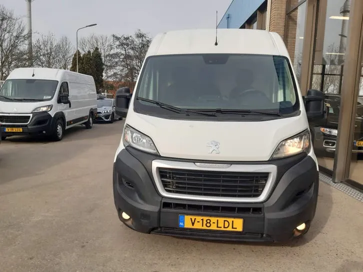 Peugeot Boxer 2020 photo 2