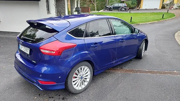Ford Focus 2015 photo 2