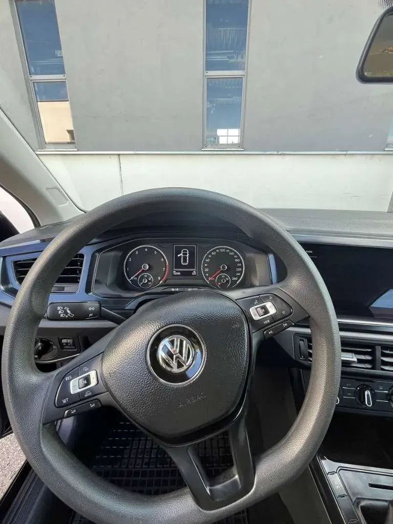 Volkswagen Polo 2018 photo 3