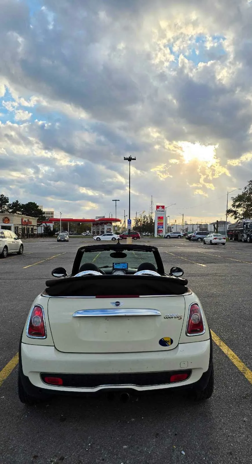 Mini Cooper S 2010 photo 2