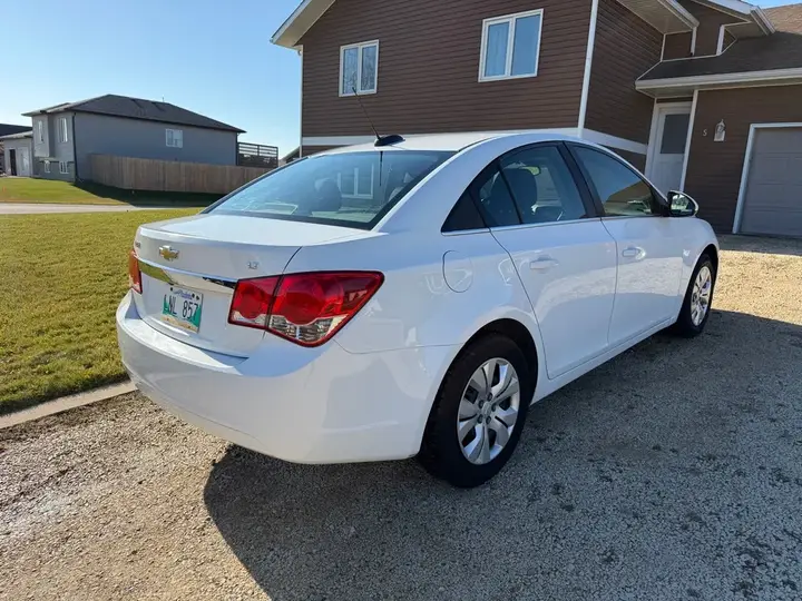 Chevrolet Cruze 2015 photo 4