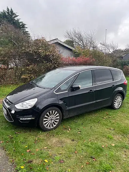 Ford S-Max 2012 photo 2