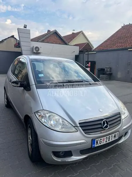 Mercedes-Benz A180 2006 photo 3