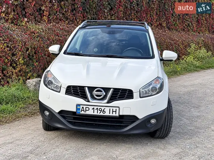 Nissan Qashqai 2012 photo 4