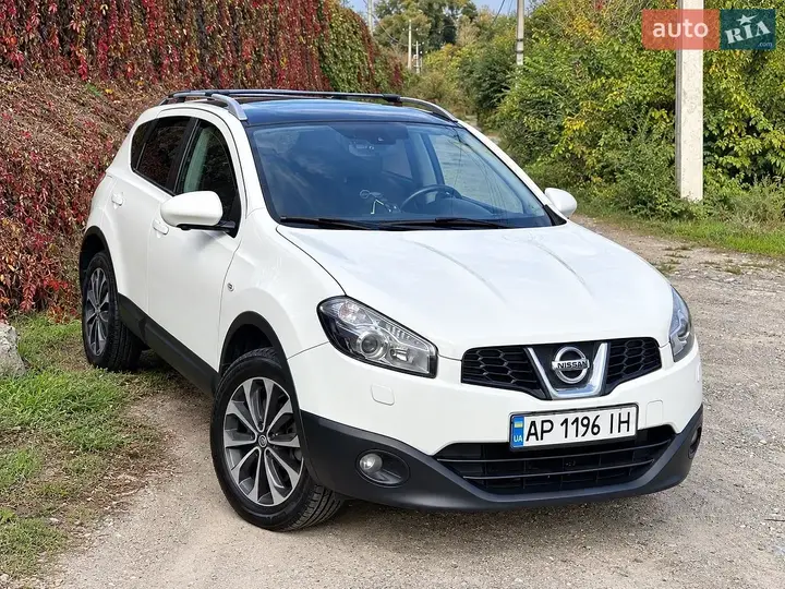 Nissan Qashqai 2012 photo 5