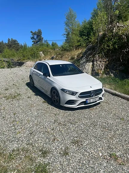 Mercedes-Benz A200 2018 photo 2