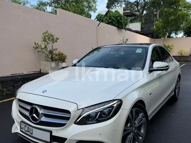 Mercedes-Benz C350 2017 photo 3
