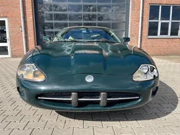 Jaguar Xk8