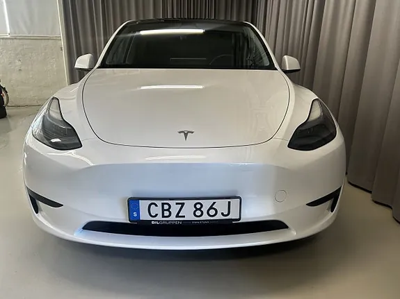 Tesla Model Y 2023 photo 2