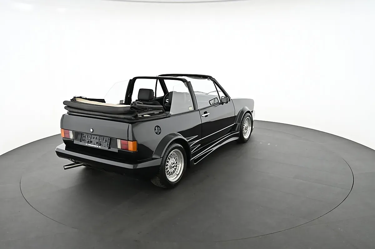 Volkswagen Golf 1980 photo 2