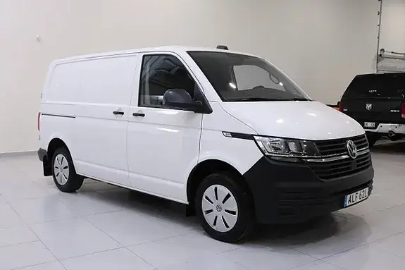 Volkswagen Transporter 2023 photo 2