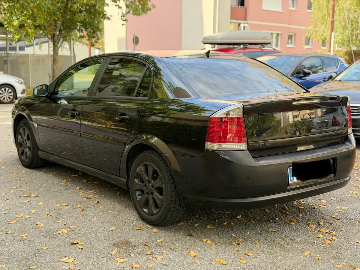Opel Vectra 2009 photo 3