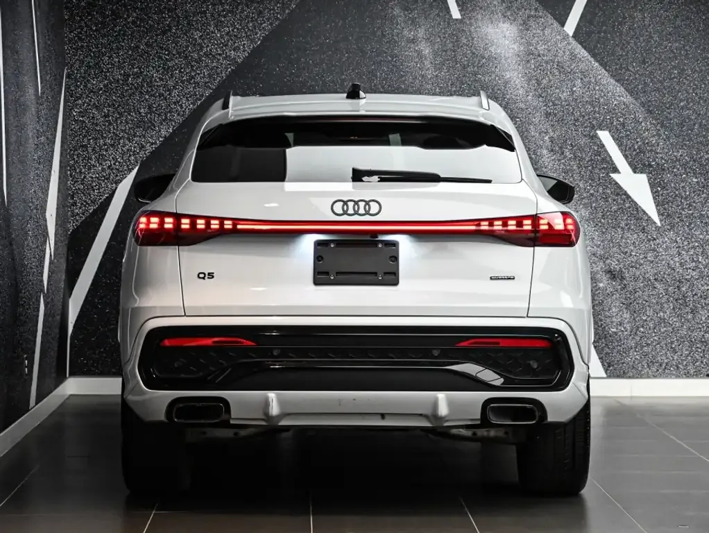 Audi Q5 2025 photo 4