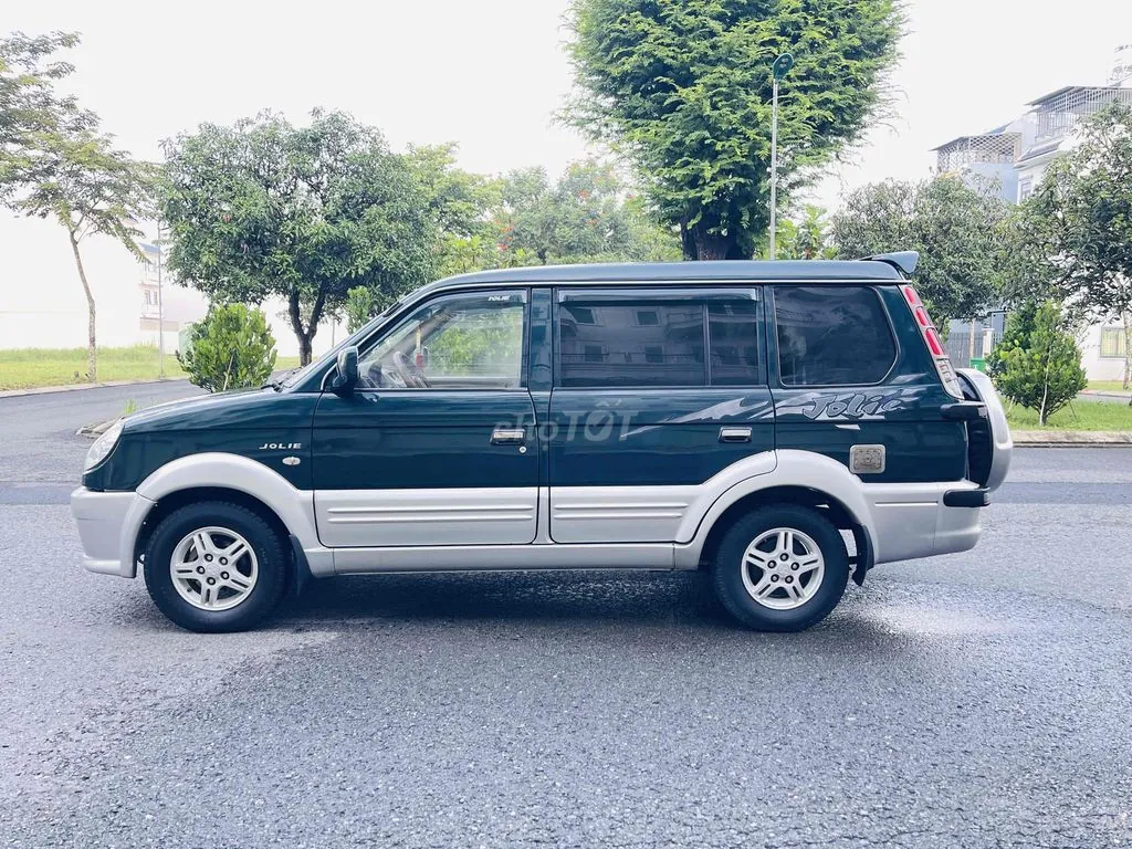 Mitsubishi Jolie 2005 photo 5