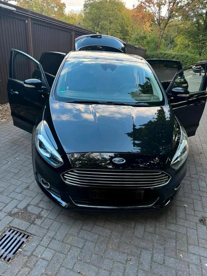 Ford S-Max