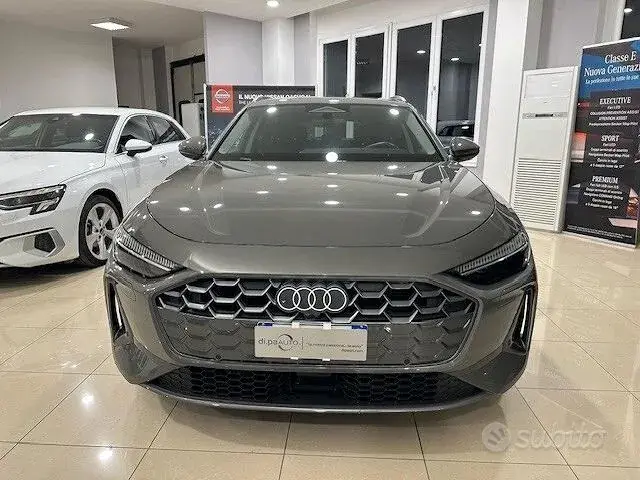 Audi A5 Avant 2025 photo 2