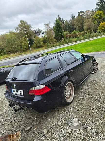 BMW 530D 2005 photo 2
