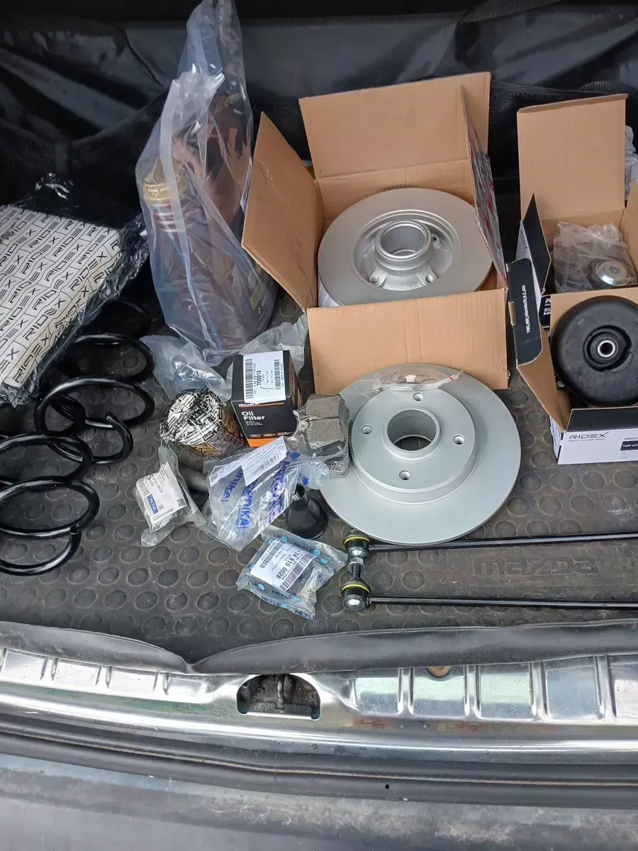 Peugeot 207 2012 photo 3