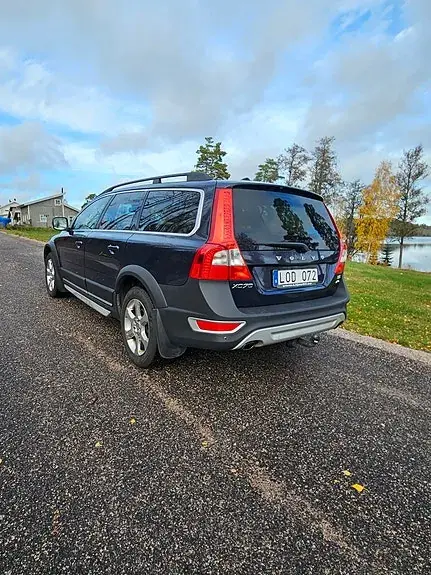Volvo Xc70 2011 photo 2