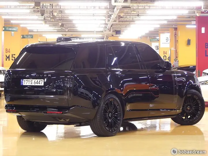 Land Rover Range Rover 2024 photo 3