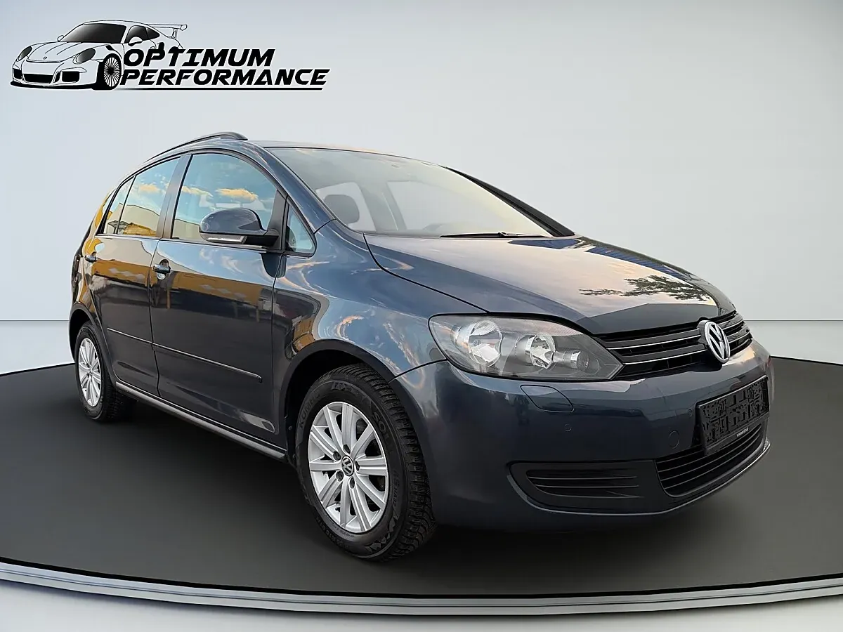 Volkswagen Golf 2010 photo 2