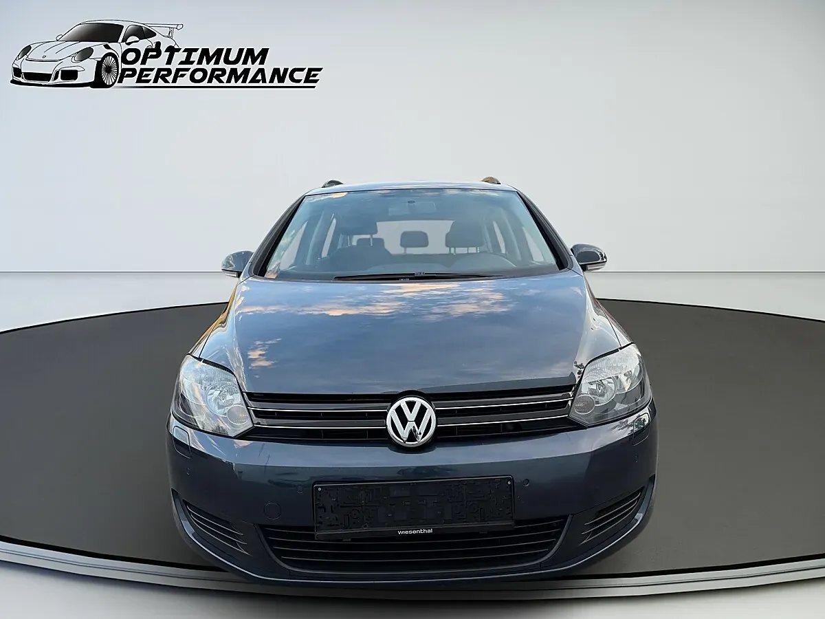 Volkswagen Golf 2010 photo 3