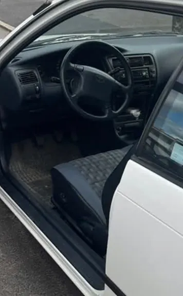 Toyota Corolla 1996 photo 5