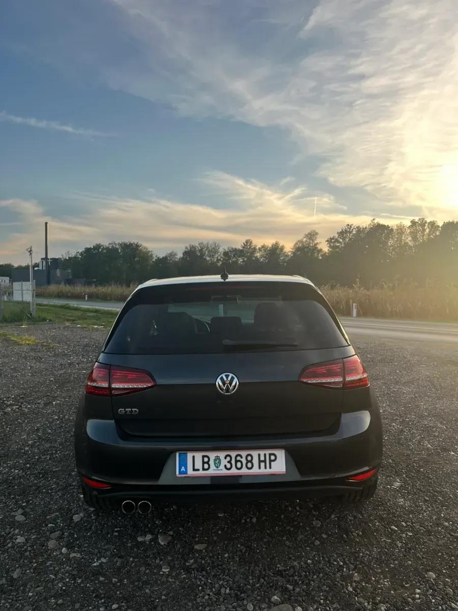 Volkswagen Golf 2014 photo 3